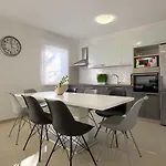 شقة Lamalu