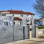 Lamalu *