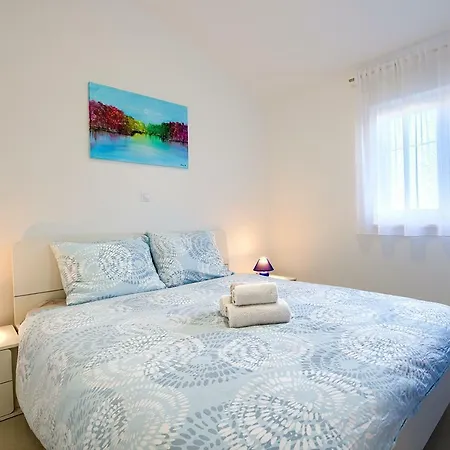 Apartment Lamalu