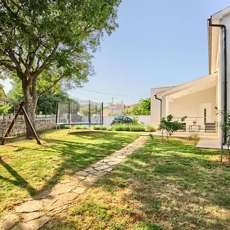 Lamalu Apartamento Ližnjan