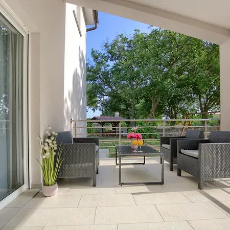 Apartamento Lamalu Ližnjan