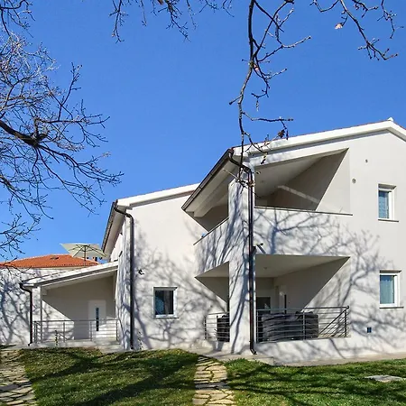Lamalu * Ližnjan